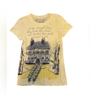 VINTAGE 2006 Madeline graphic Tee